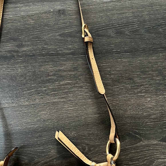 B. Makowksy Crossbody Handbag - Picture 5 of 9